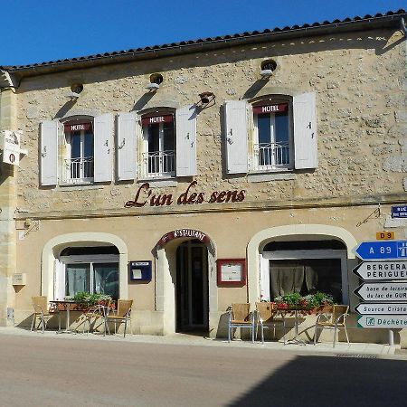 L'Un Des Sens Hotel Villefranche-de-Lonchat Exterior photo